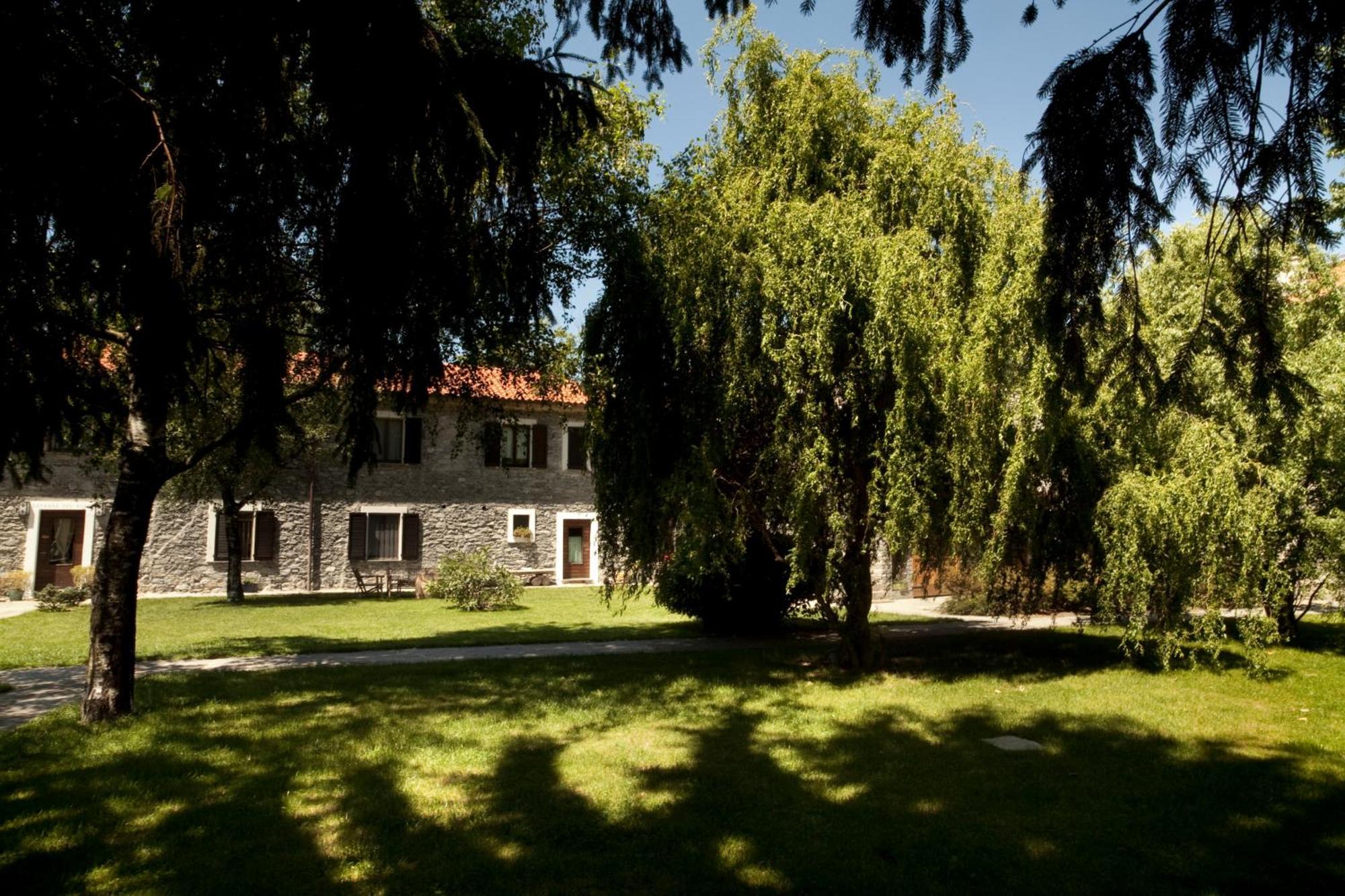 Cascina Borgofrancone Aparthotel Gera Lario Eksteriør bilde